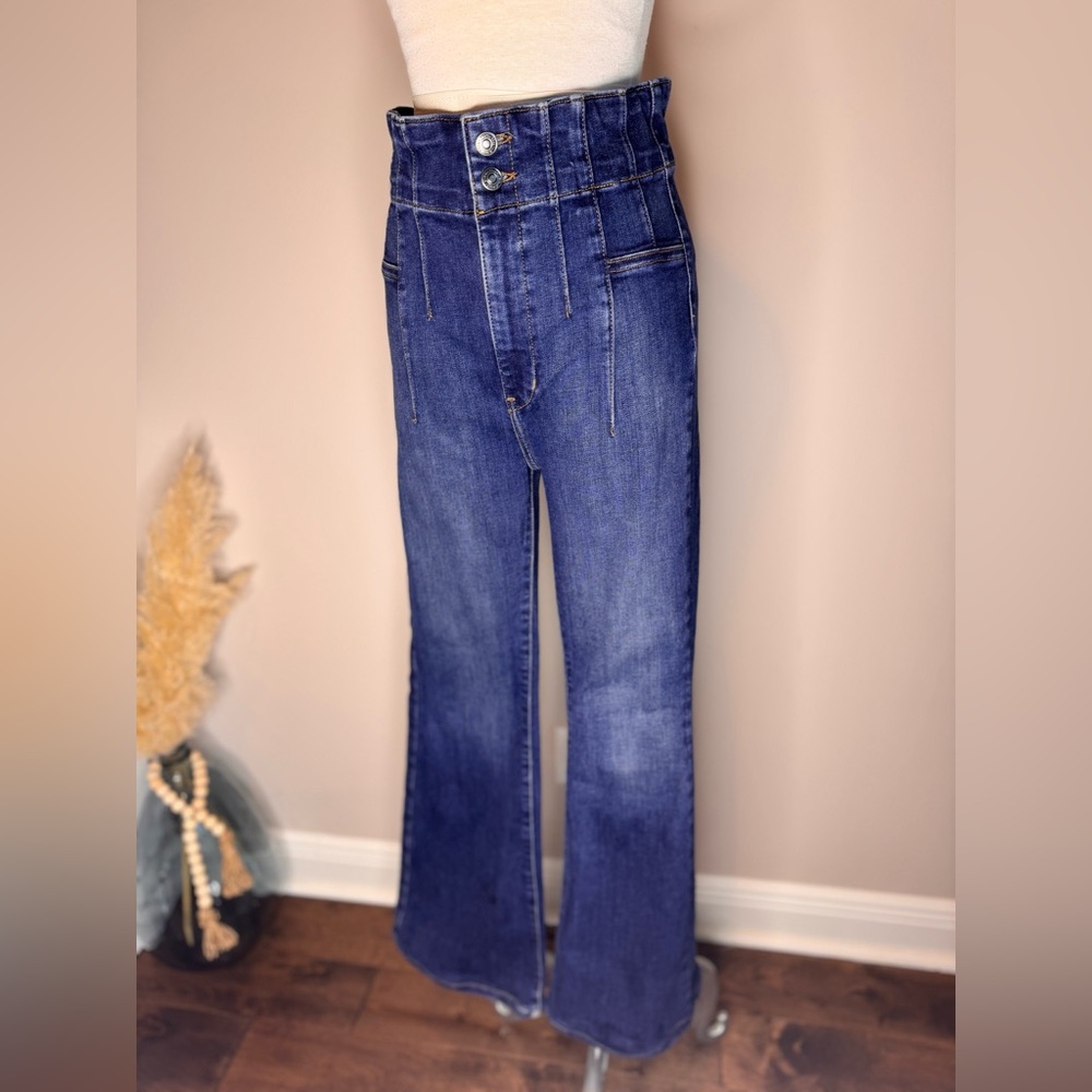 Free People We the Free Jayde Flare Jeans in Sunburst Blue Size 30
#OB1184972
